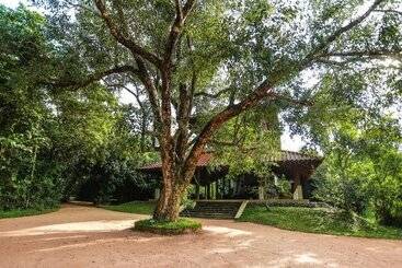 هتل Wild Grass Nature Resort