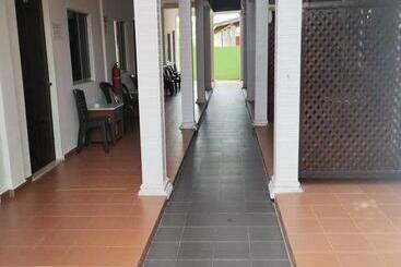مُتل Langkawi Tok Jah Guest House Pantai Cenang