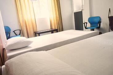 پانسیون Holiday Inn Unawatuna