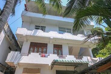 پانسیون Holiday Inn Unawatuna