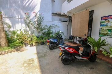 پانسیون Holiday Inn Unawatuna