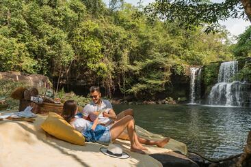 استراحتگاه High Season Pool Villa & Spa