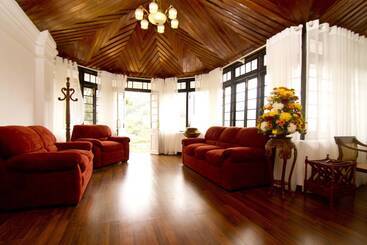 Serene Villa