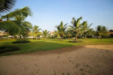 The Calm Resort & Spa