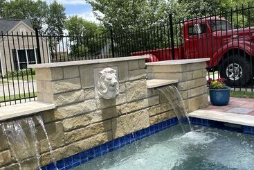 تختخواب و صبحانه Red Gate Inn