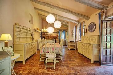Villa Letizia By Posarellivillas
