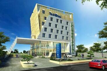 هتل Aston Lampung City