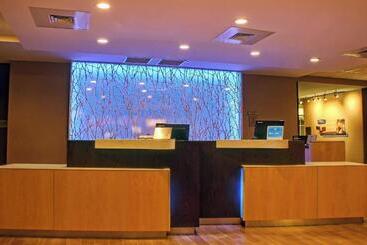 هتل Fairfield Inn & Suites By Marriott Reading Wyomissing