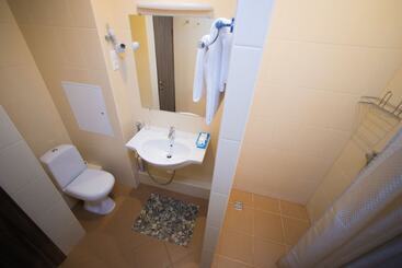 هتل Guesthouse Kosmos