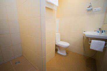هتل Guesthouse Kosmos