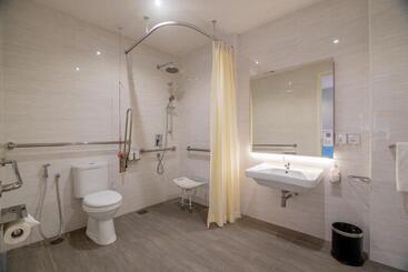 호텔 Holiday Inn Express & Suites Johor Bahru By Ihg