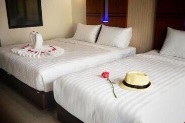 هتل Rimnatee Resort Trang
