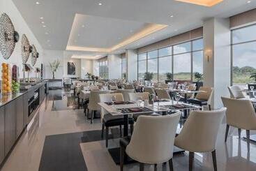هتل Seda Atria