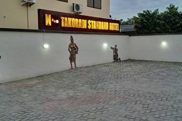هتل Takoradi Standard