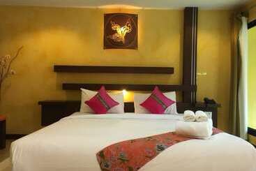 هتل Tanisa Resort