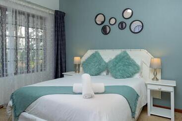 Пансион Zesty Guesthouse