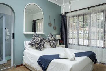Пансион Zesty Guesthouse
