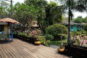 Thante Hotel  Nyaung Oo