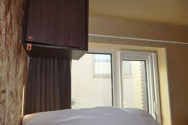 Erry S Guesthouse Sapporo Hostel