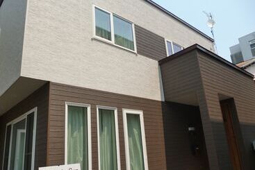Erry S Guesthouse Sapporo   Hostel