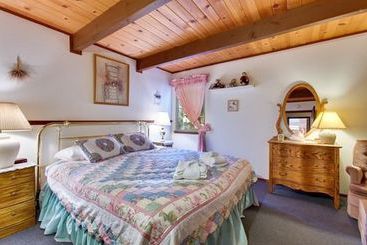 هتل 890 Candlewood Relaxing Tahoe Cabin