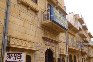 هتل Arya Haveli