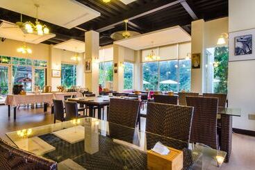 هتل Butchard Villas