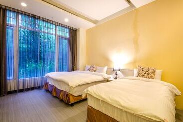 هتل Butchard Villas