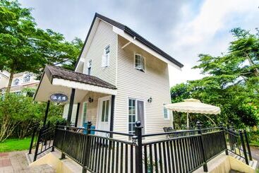 هتل Butchard Villas