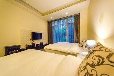 هتل Butchard Villas