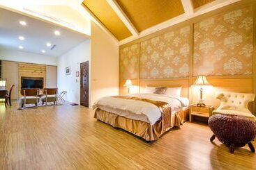 هتل Butchard Villas