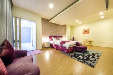 هتل Butchard Villas