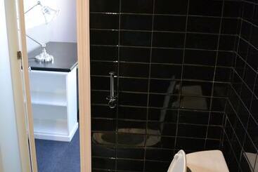 هتل Ivoire Guest House
