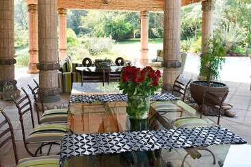هتل Lejwe La Metsi Game Farm Pty Ltd