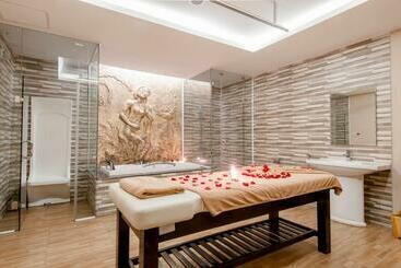 هتل Muong Thanh Grand Lao Cai