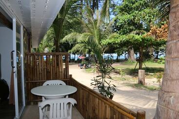 هتل Ruan Mai Naiyang Beach Resort