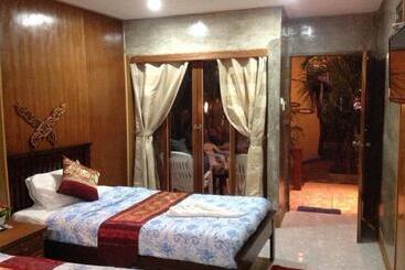هتل Ruan Mai Naiyang Beach Resort