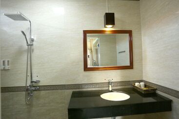 Ruby Hotel Dien Bien