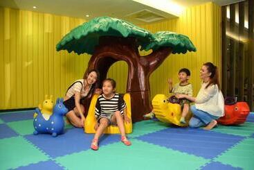 هتل Fuli Hot Spring Resort