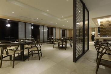 هتل Fuli Hot Spring Resort