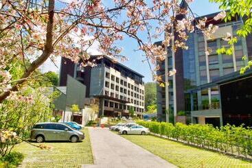 هتل Fuli Hot Spring Resort