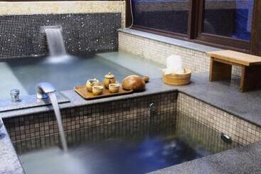 هتل Fuli Hot Spring Resort