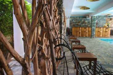 هتل Thaulle Ayurveda Resort   Yala