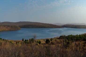 游客公寓 Monomotapa Village At Legend Golf & Safari Resort