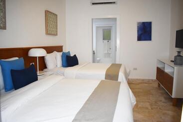 استراحتگاه Coson Bay