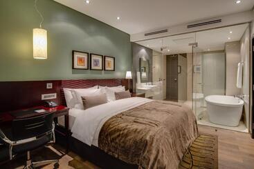 Alliance Hotel By Eagles