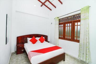 هتل Airport Green View Resort