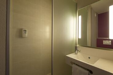 B&b Hotel Lyon Ouest Tassin