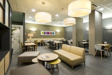 B&b Hotel Lyon Ouest Tassin