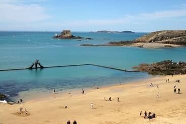 B&b Hotel Saint Malo Sud